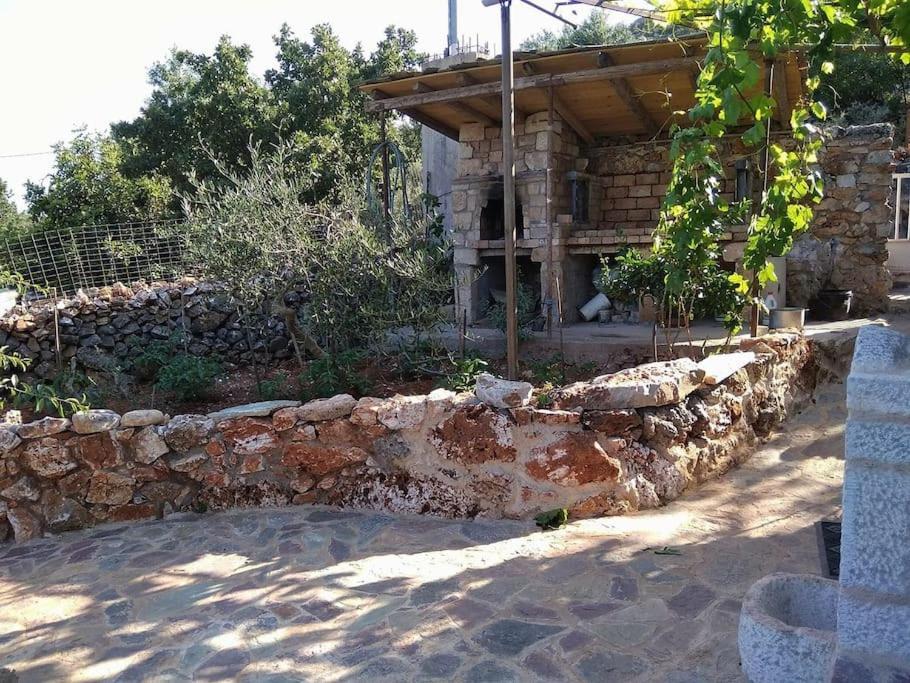 Find Your Peace In A Traditional Country House!! Láyia エクステリア 写真
